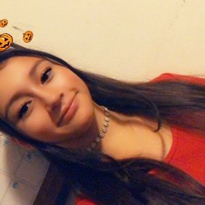 Meet your Posher, Joanna